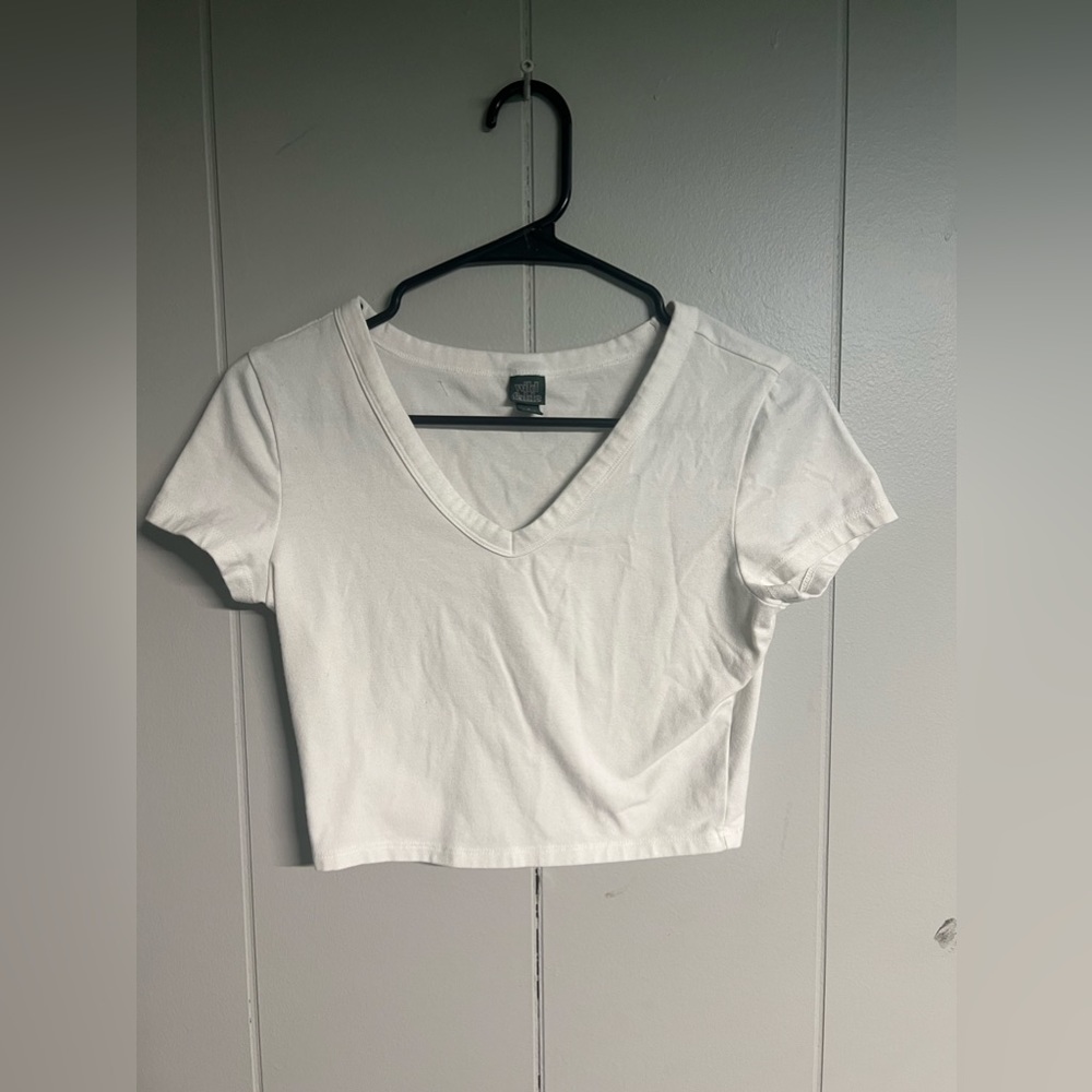 Wild Fable V Neck Crop top